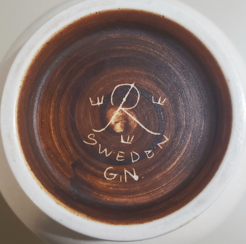 Gunnar Nylund for Rorstrand, Sweden, stoneware vase in matte white glaze J1110