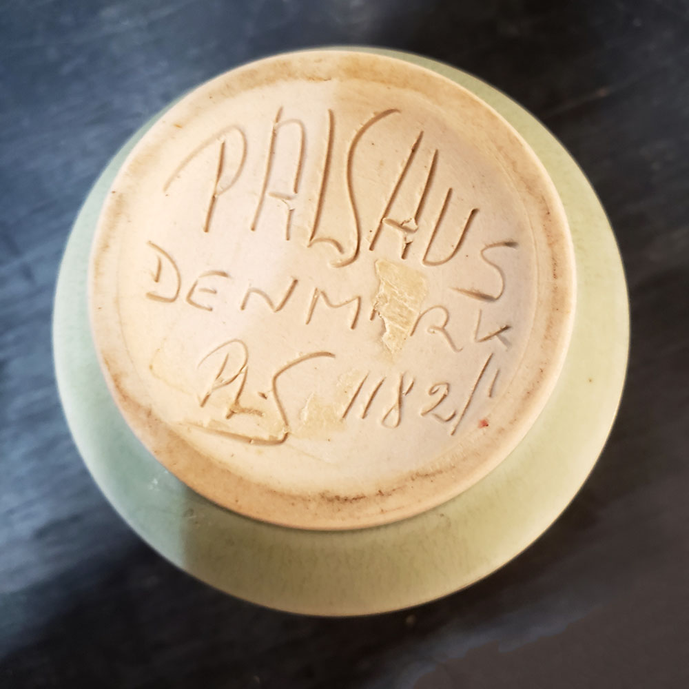 Per Linnemann-Schmidt for Palshus, small stoneware vase with buff haresfur glaze J1129