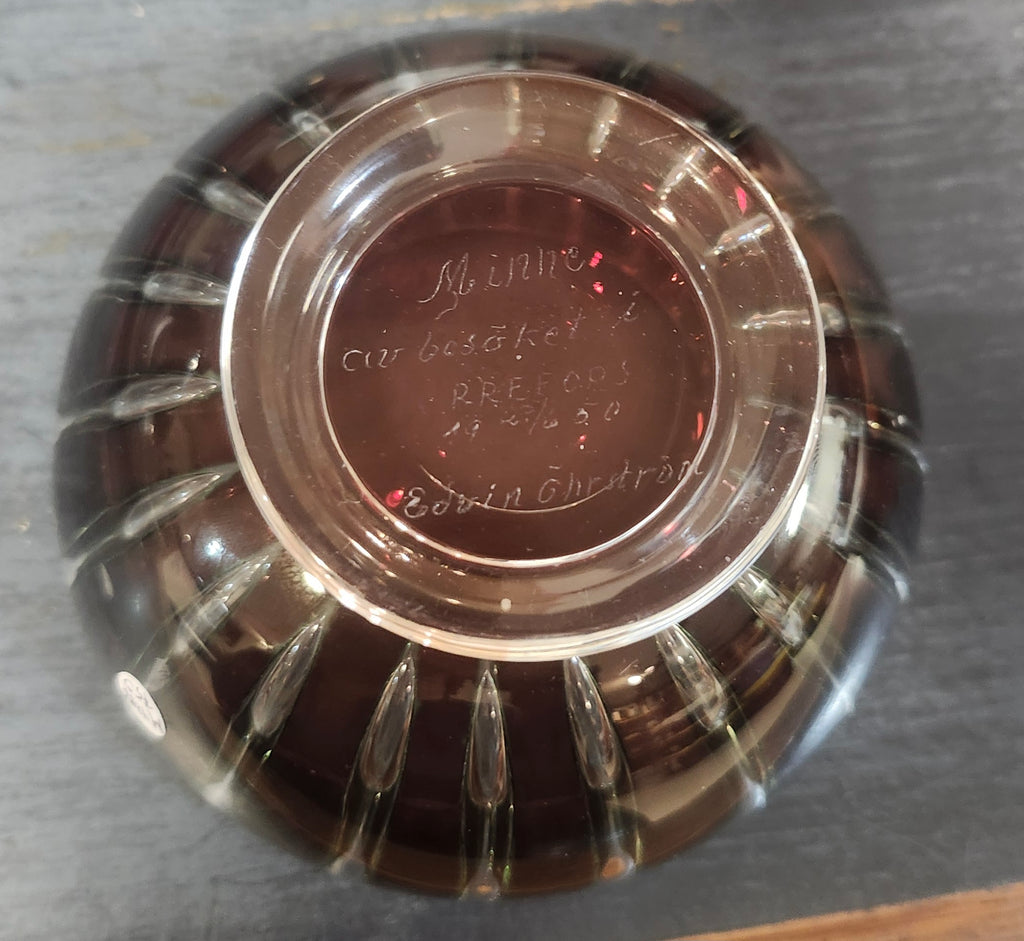 Edvin Öhrström for Orrefors, Sweden, ariel bowl in red and clear glass M4290