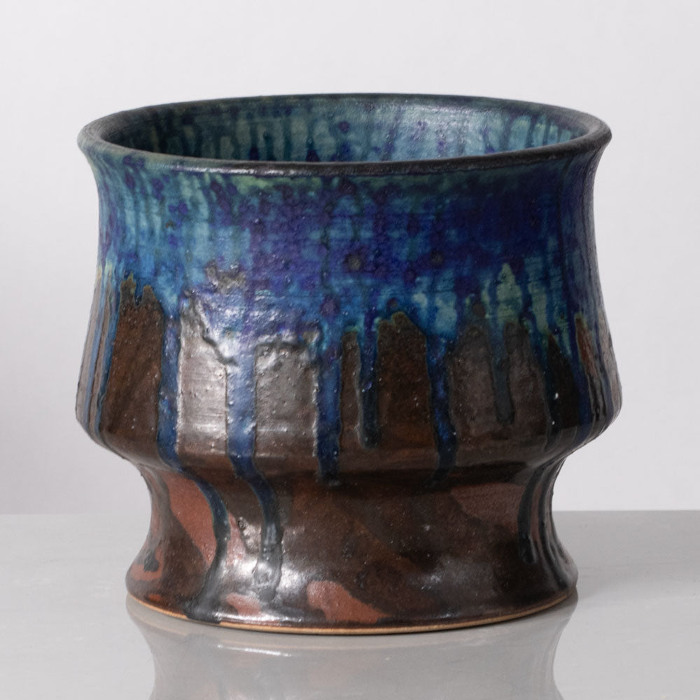 Liisa Hallamaa for Arabia, Finland, unique stoneware vase with dripping blue over brown glaze K2223