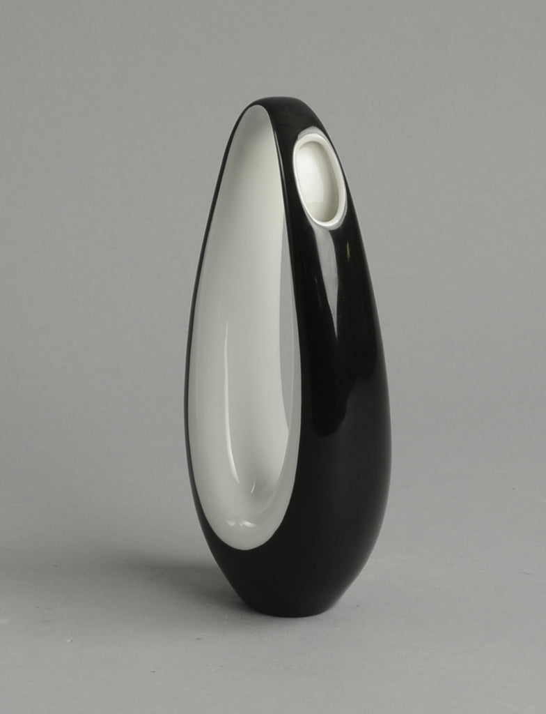 Four porcelain objects by Beate Kuhn for Rosenthal