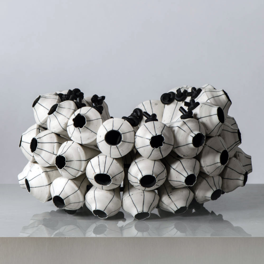 Ursula Commandeur, Germany, unique sculpture in porcelain and cord K2322