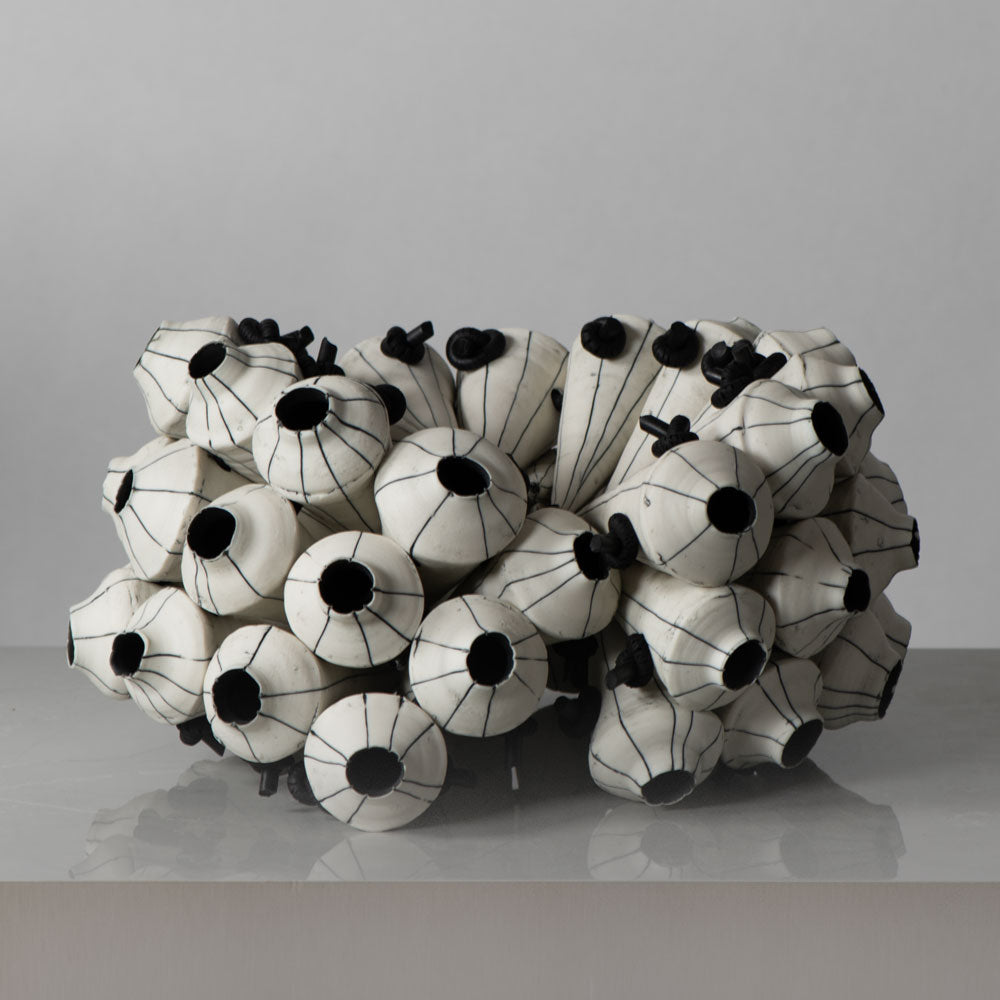 Ursula Commandeur, Germany, unique sculpture in porcelain and cord K2322