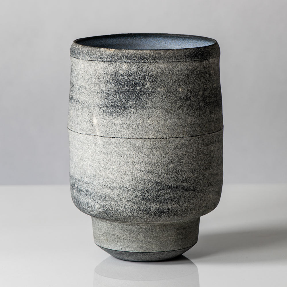 Kap-Sun Hwang, Germany / South Korea, unique stoneware vase with matte gray glaze J1277