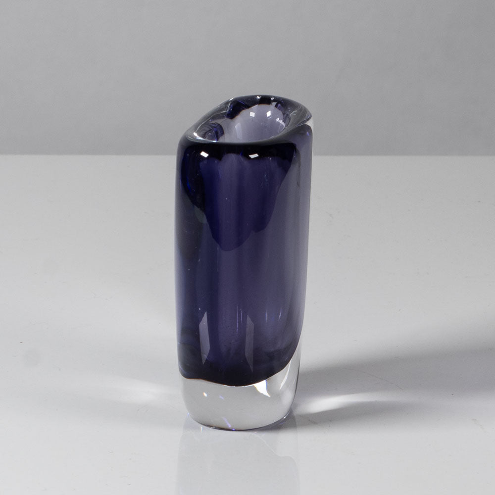 Vicke Lindstrand for Kosta, Sweden, "sommerso" vase in purple and clear glass L3237