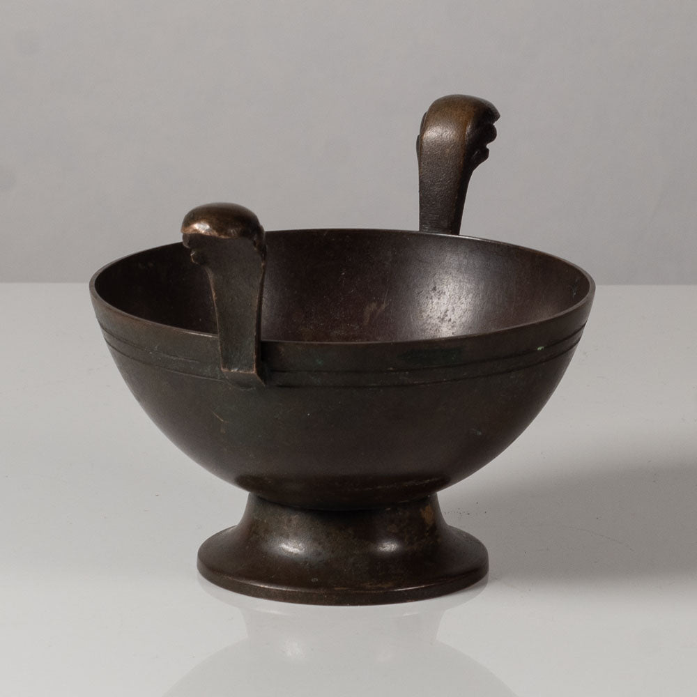 Acron, Denmark, bronze bowl with wing handles L3665
