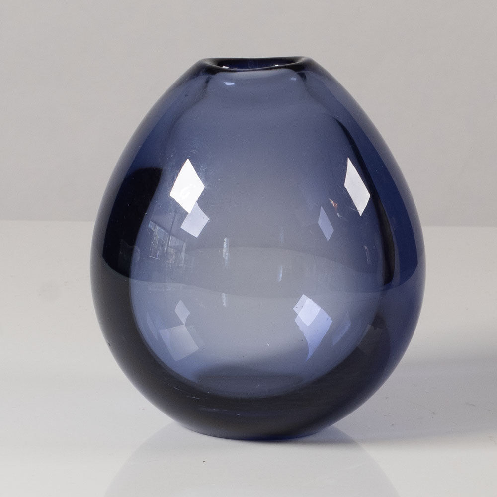 Per Lutken for Holmegaard, Denmark, blue soap bubble vase L3810