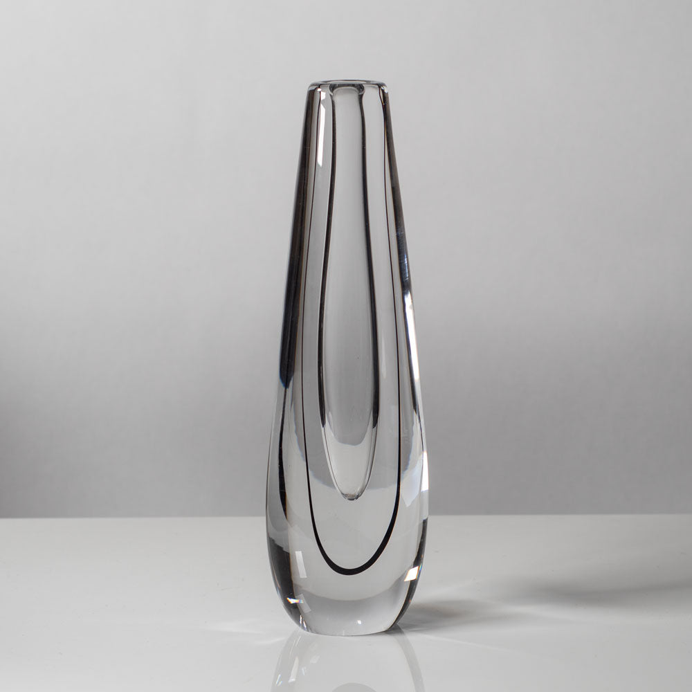 Vicke Lindstrand for Kosta, Sweden, Clear glass vase with internal black filament K2399