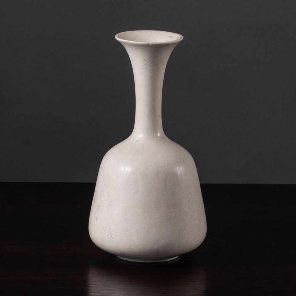 Gunnar Nylund for Rörstrand, Sweden, stoneware vase with white glaze K2248