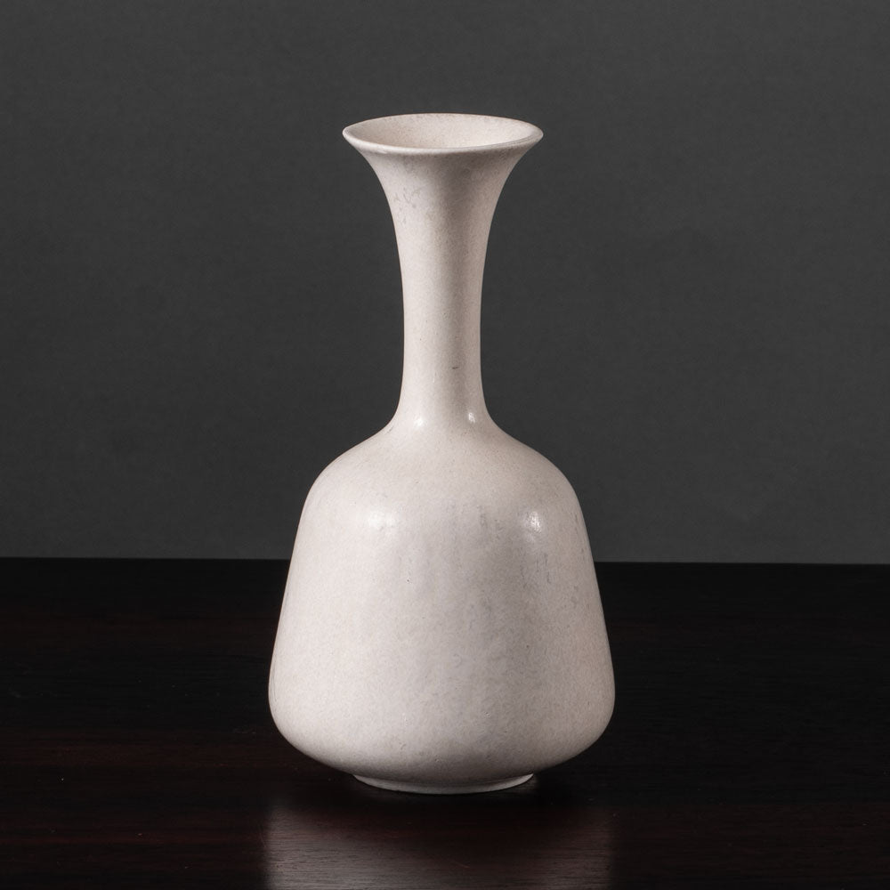Gunnar Nylund for Rörstrand, Sweden, stoneware vase with white glaze K2248
