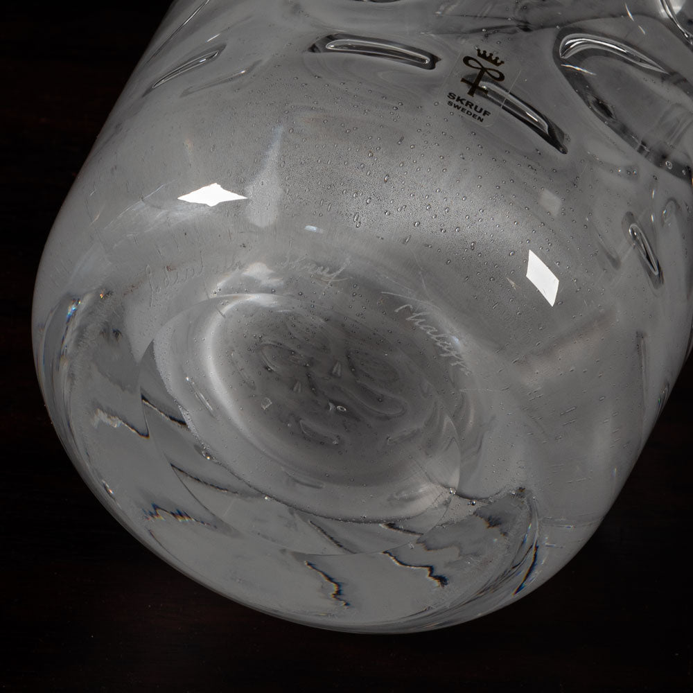 Bengt Edenfalk for Skrufs, Sweden, "Thalatta" vase with butterfly motif L3843