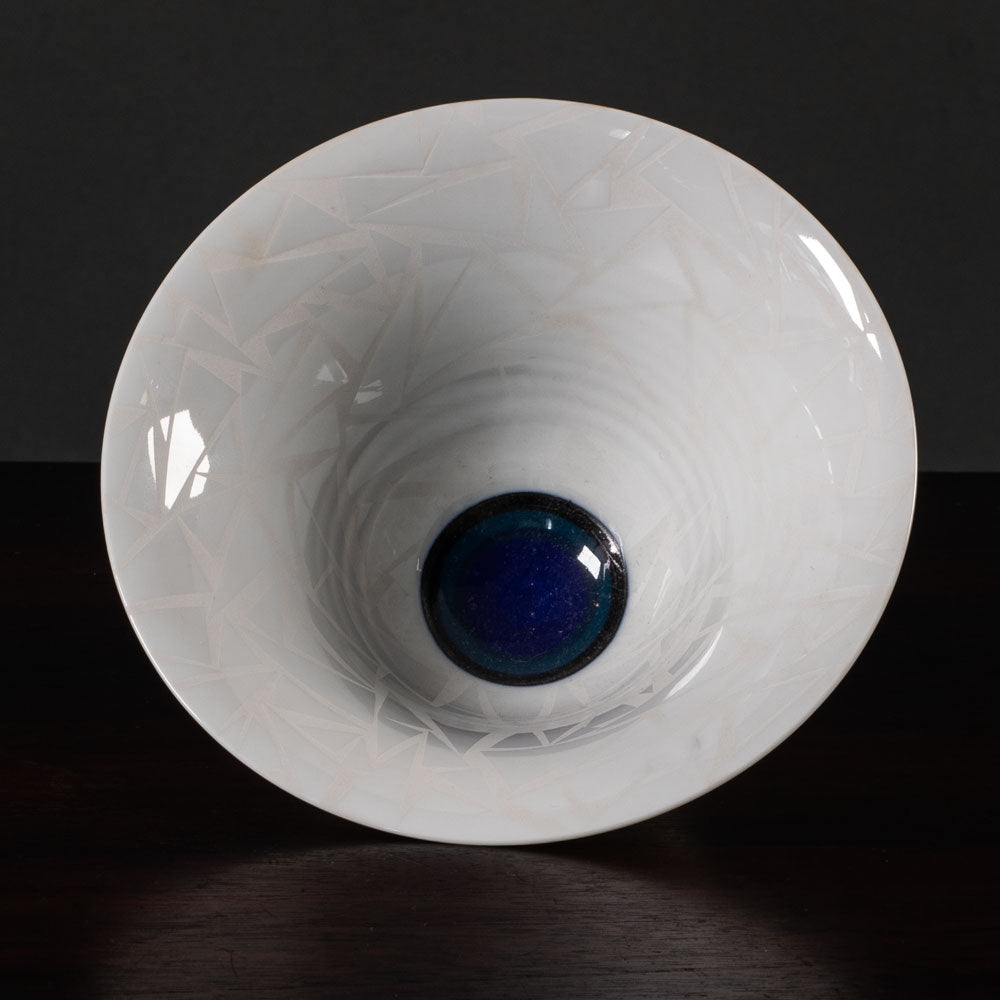 Horst Göbbels, own studio, Germany, porcelain flaring bowl J1296