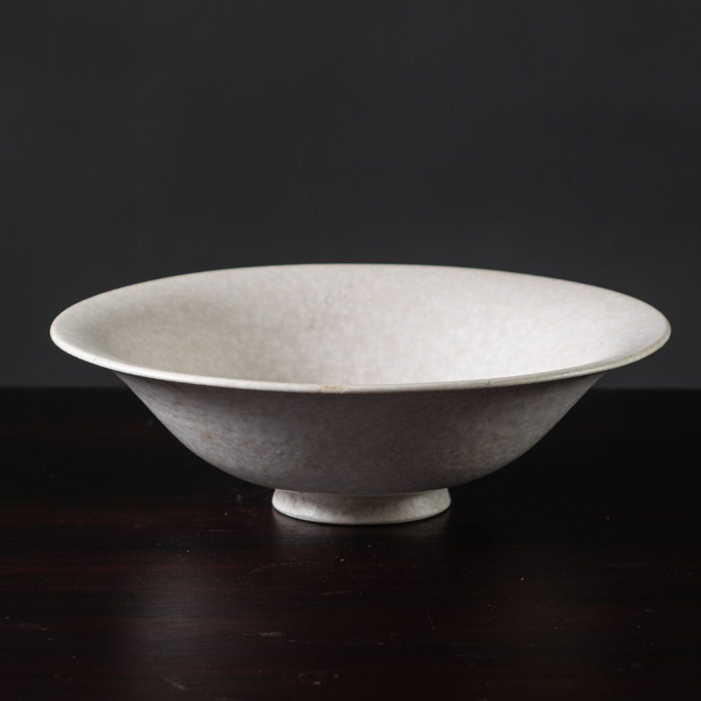 Group of white vessels by Gunnar Nylund for Rörstrand