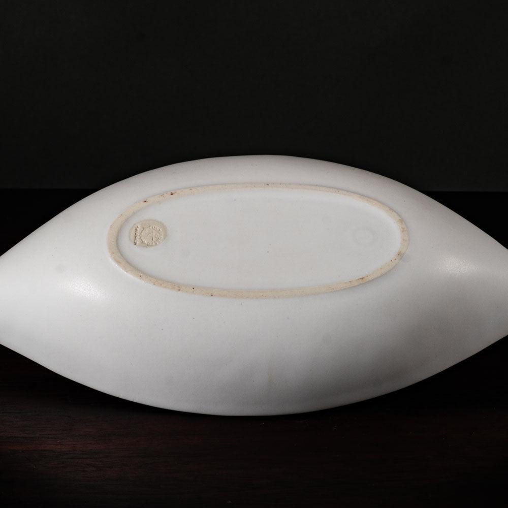 Stig Lindberg for Gustavsberg, Sweden, "Pungo" porcelain dish with matte white glaze L3579