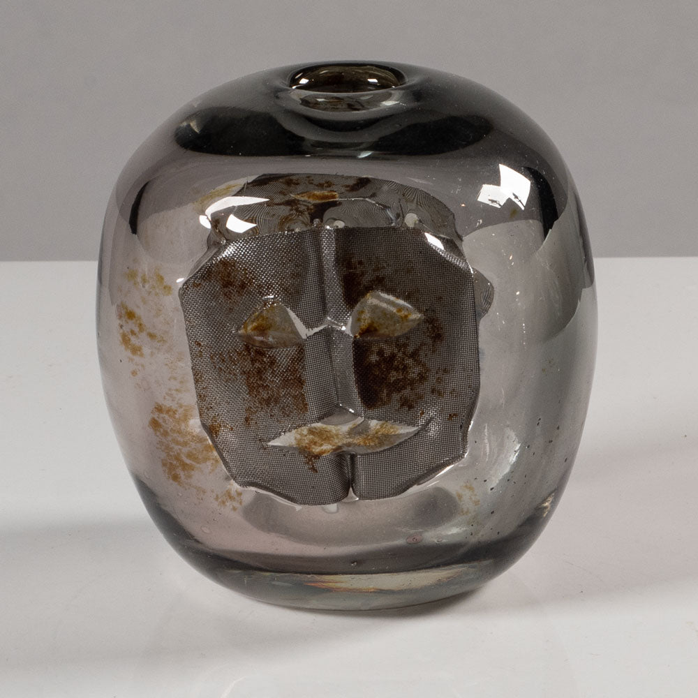 Benny Motzfeldt for Plus Glassworks, Norway, unique glass vase with face motif L3858