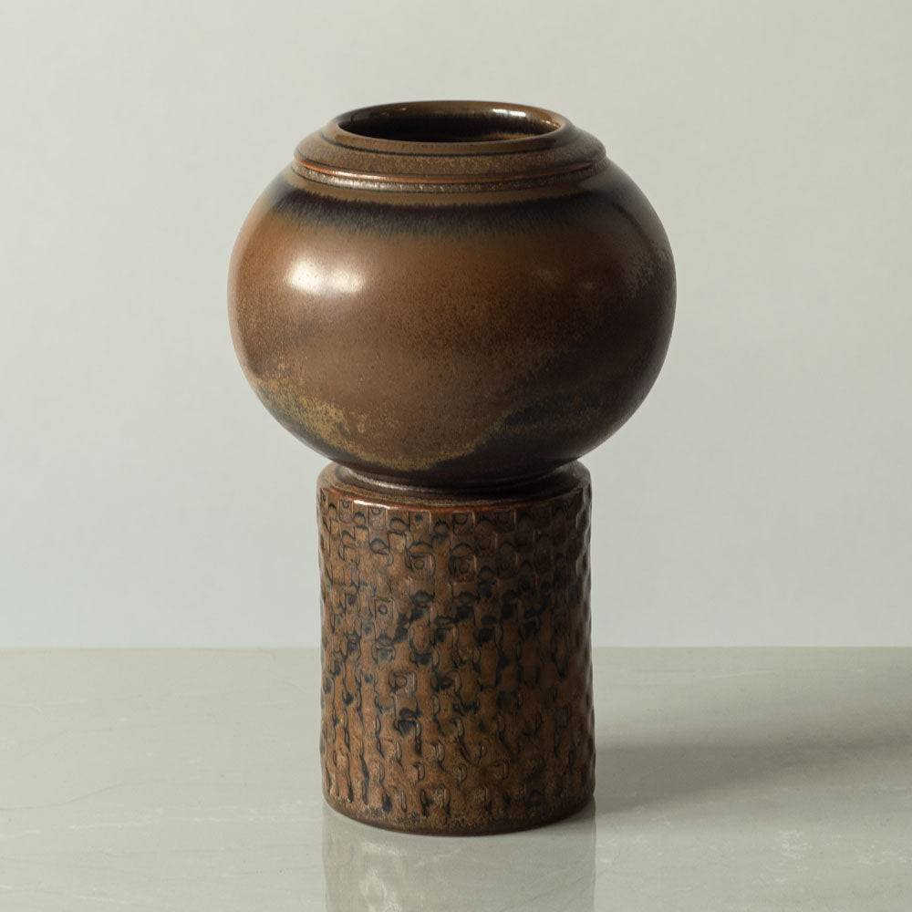 Group of vessels with brown glaze by Stig Lindberg for Gustavsberg