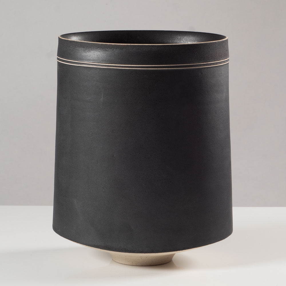 Fritz Vehring, Germany, unique stoneware vase with matte black glaze L3740