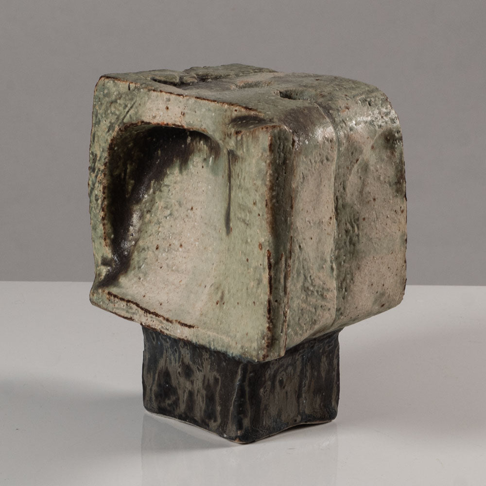 Robert Sturm, Germany, unique stoneware sculptural vessel K2883