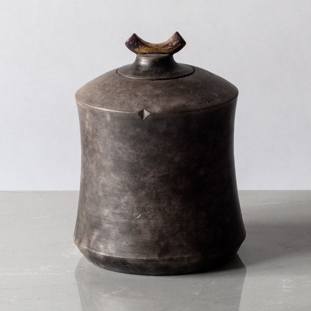 Tim Andrews, UK, smoke fired jar H1451