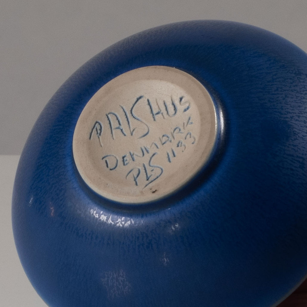 Per Linnemann-Schmidt at Palshus, stoneware bowl with blue haresfur glaze L3617