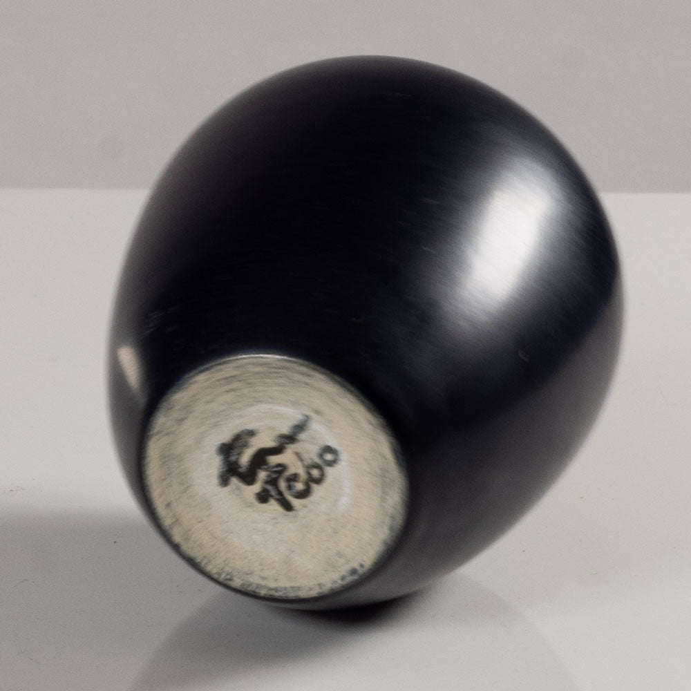 Erich and Ingrid Triller for Tobo, vase with semi-matte dark blue glaze L3829