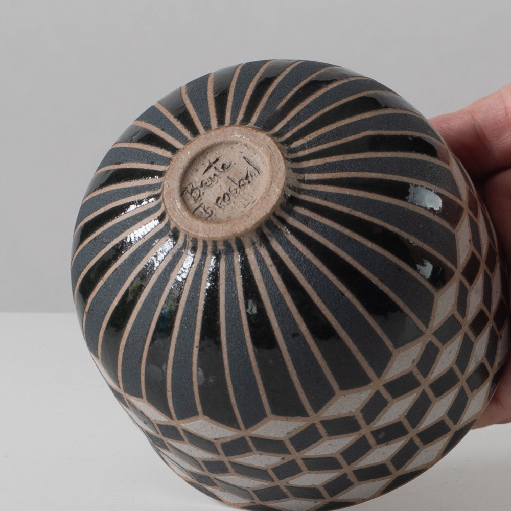 Bente Brosbøl Hansen, own studio, Denmark, stoneware bowl with cube pattern K2385