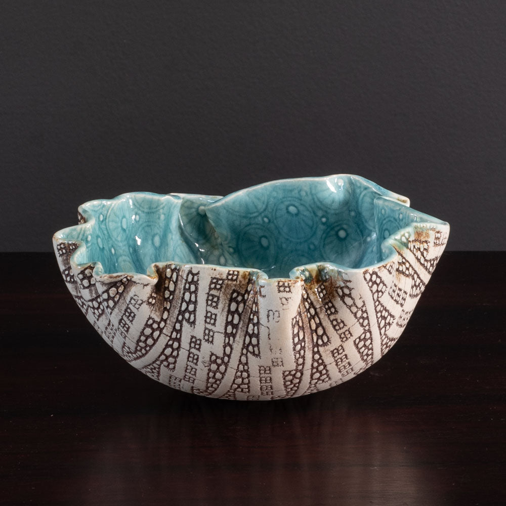 Bengt Berglund for Gustavsberg, Sweden, unique stoneware bowl L3835