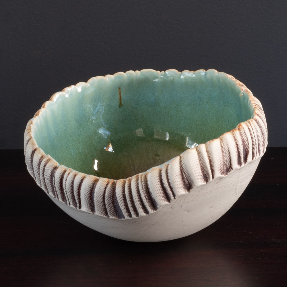 Bengt Berglund for Gustavsberg, Sweden, unique stoneware bowl L3779