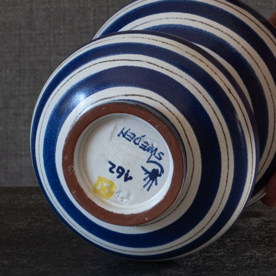 Stig Lindberg for Gustavsberg, Sweden, faiance vase with blue and white decoration L3433