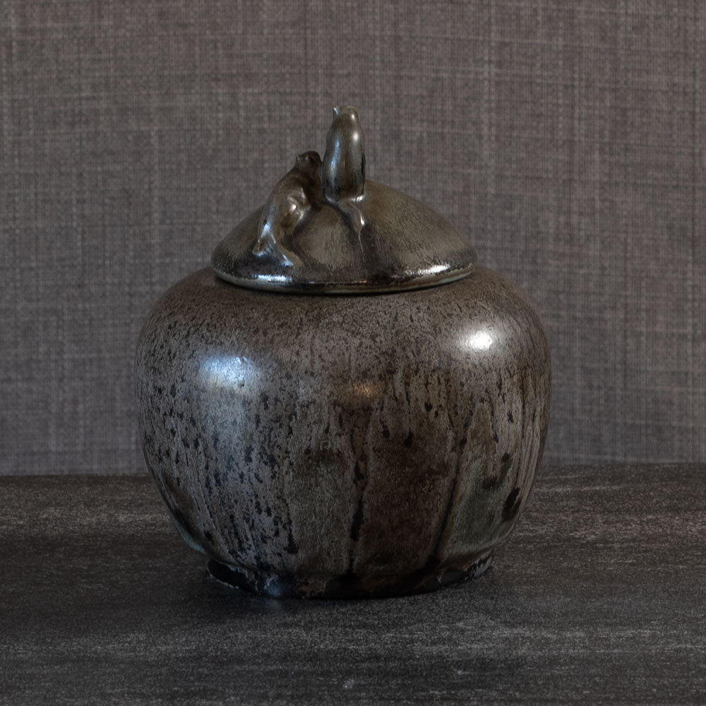 Nils Emil Lundström for Rorstrand, unique stoneware jar with dripping gray glaze and beaver figures to lid L3848
