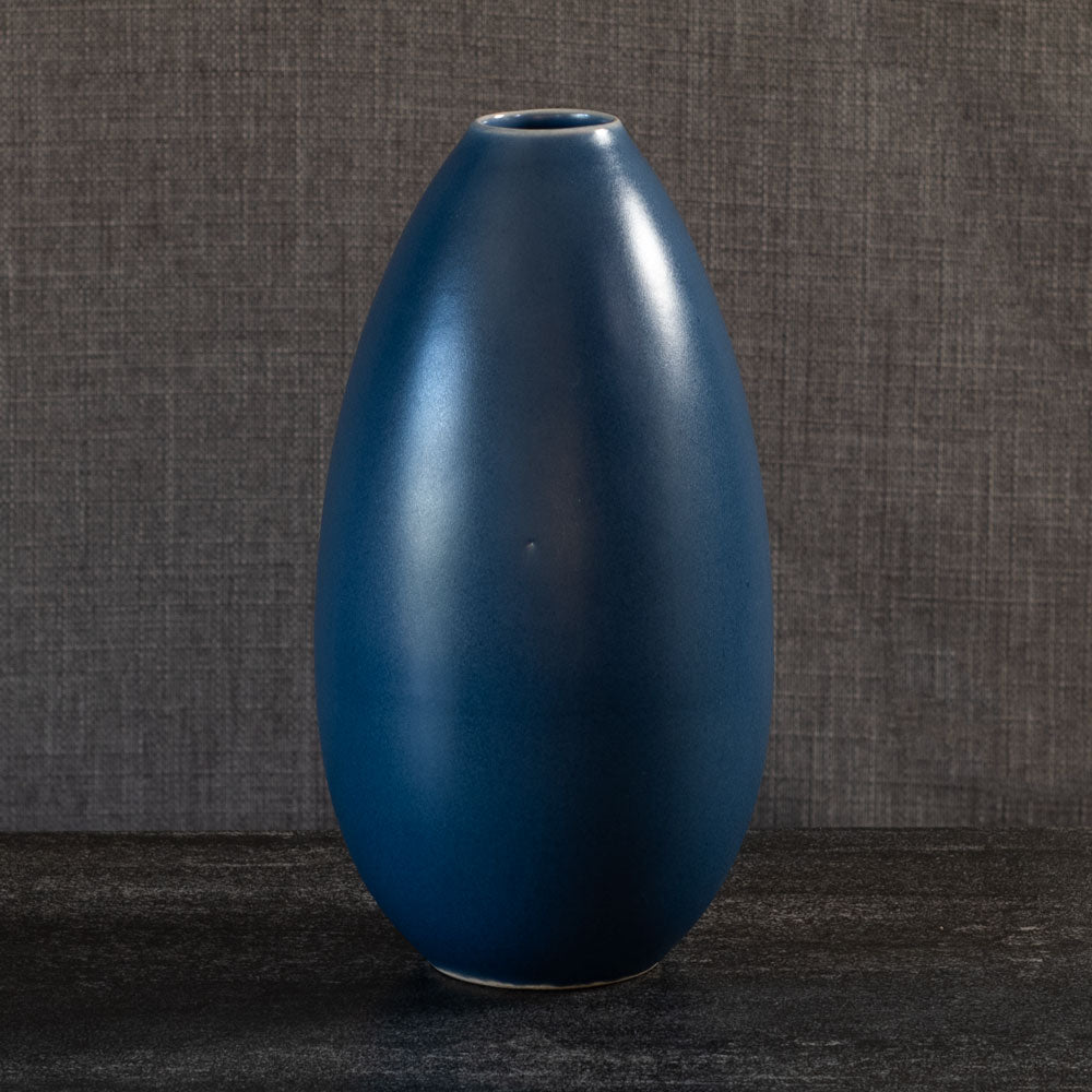 Bo Fajans, stoneware vase with matte blue glaze L3959