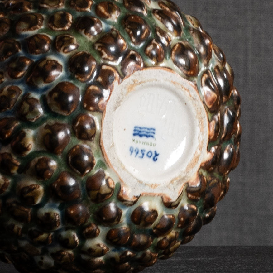 Axel Salto for Royal Copenhagen, Denmark, small "budding" bowl with Sung glaze L3866