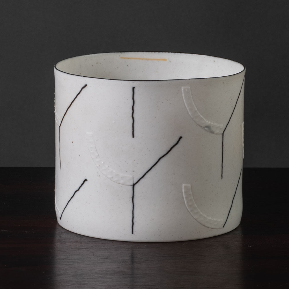 Bodil Manz, own studio, Denmark, cylindrical porcelain vessel K2514
