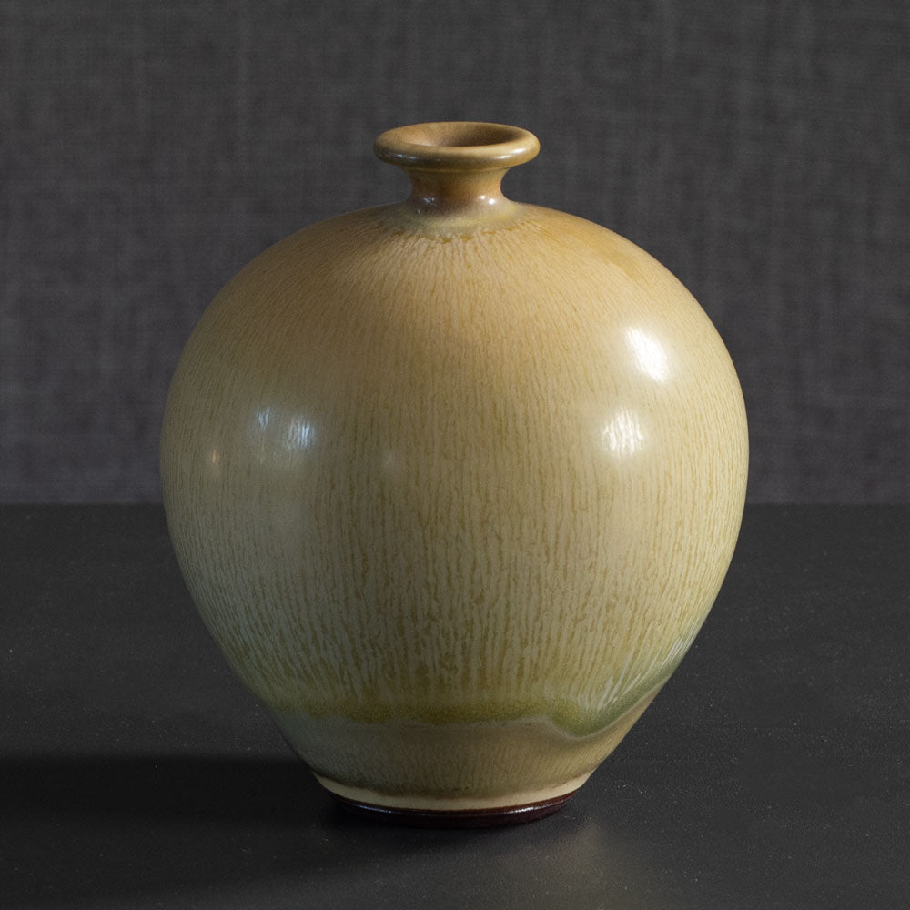 Berndt Friberg for Gustavsberg, Sweden, stoneware vase with yellow ochre haresfur glaze L3883