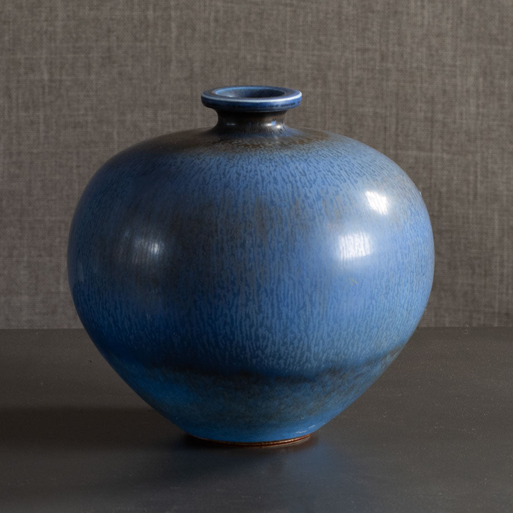Berndt Friberg for Gustavsberg, Sweden, stoneware vase with blue haresfur glaze L3908