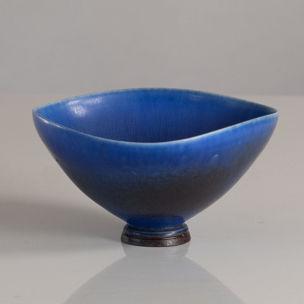 Berndt Friberg for Gustavsberg, Sweden, stoneware bowl with blue haresfur glaze L3831