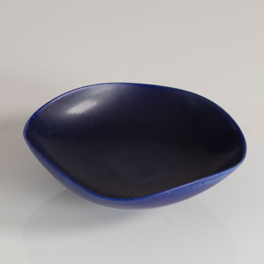 Berndt Friberg for Gustavsberg, Sweden, stoneware bowl with blue haresfur glaze L3935