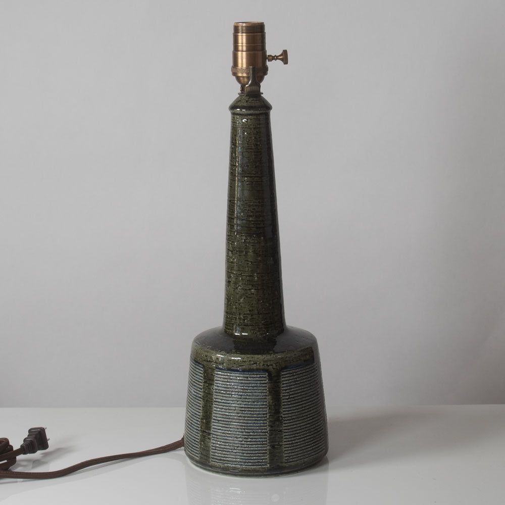 Per and Annelise Linnemann-Schmidt for Palshus, Denmark, chamotte stoneware lamp with green glaze K2108
