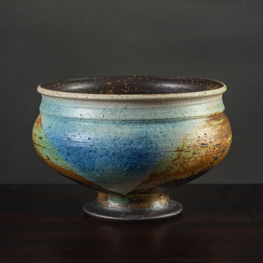Francesca Mascitti Lindh for Arabia, Finland, large unique stoneware footed bowl K2135