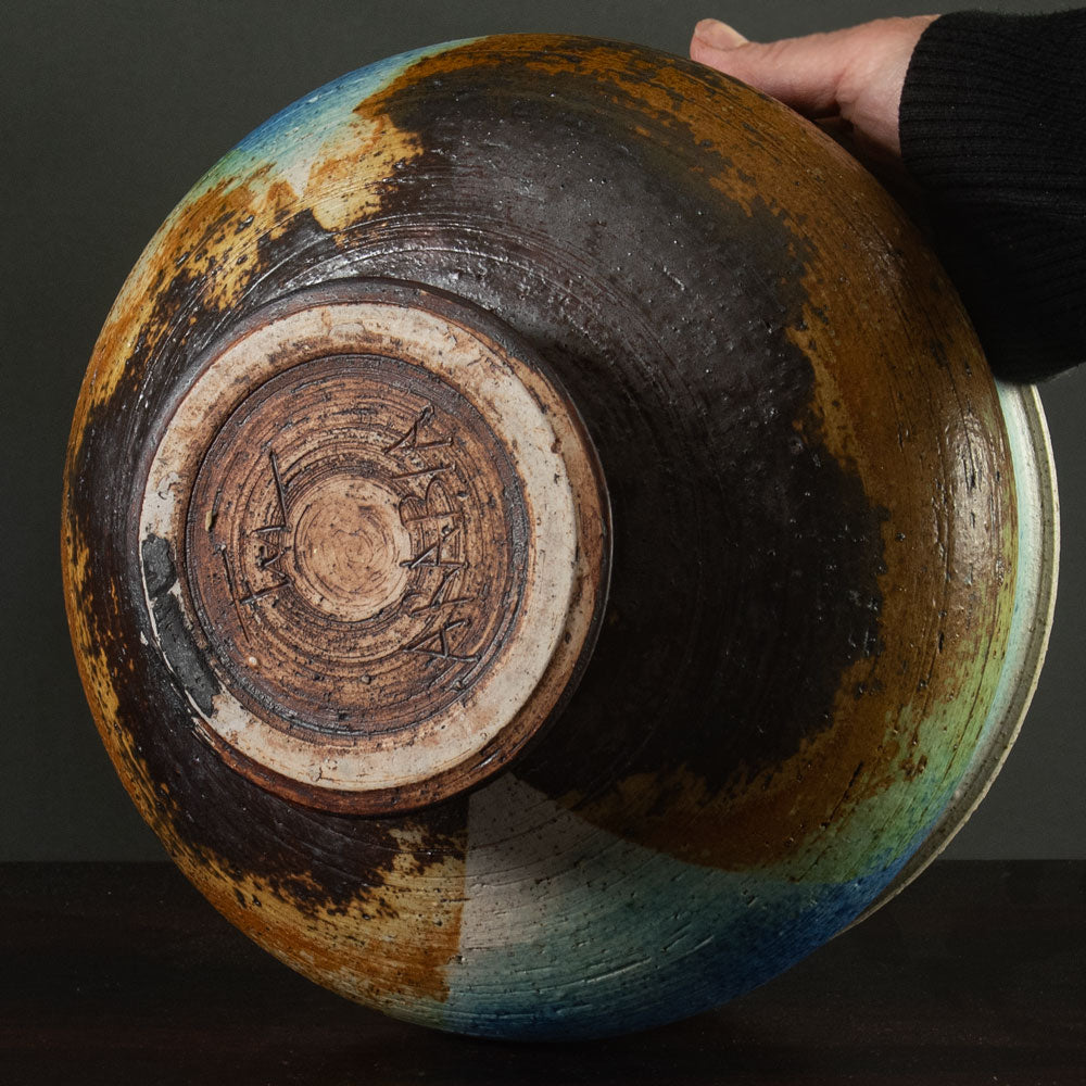Francesca Mascitti Lindh for Arabia, Finland, large unique stoneware footed bowl K2135