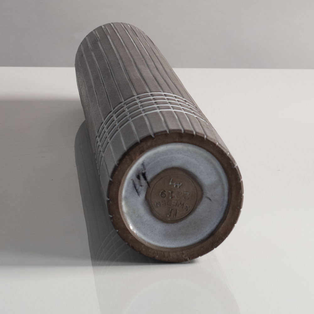 Ingrid Atterberg for Uppsala Ekeby, Sweden, tall vase with line decoration J1259