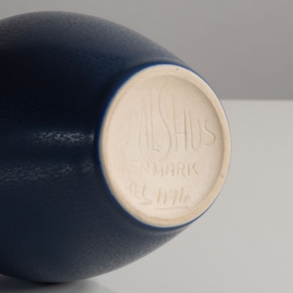 Per Linnemann-Schmidt at Palshus, stoneware vase with blue haresfur glaze L3972