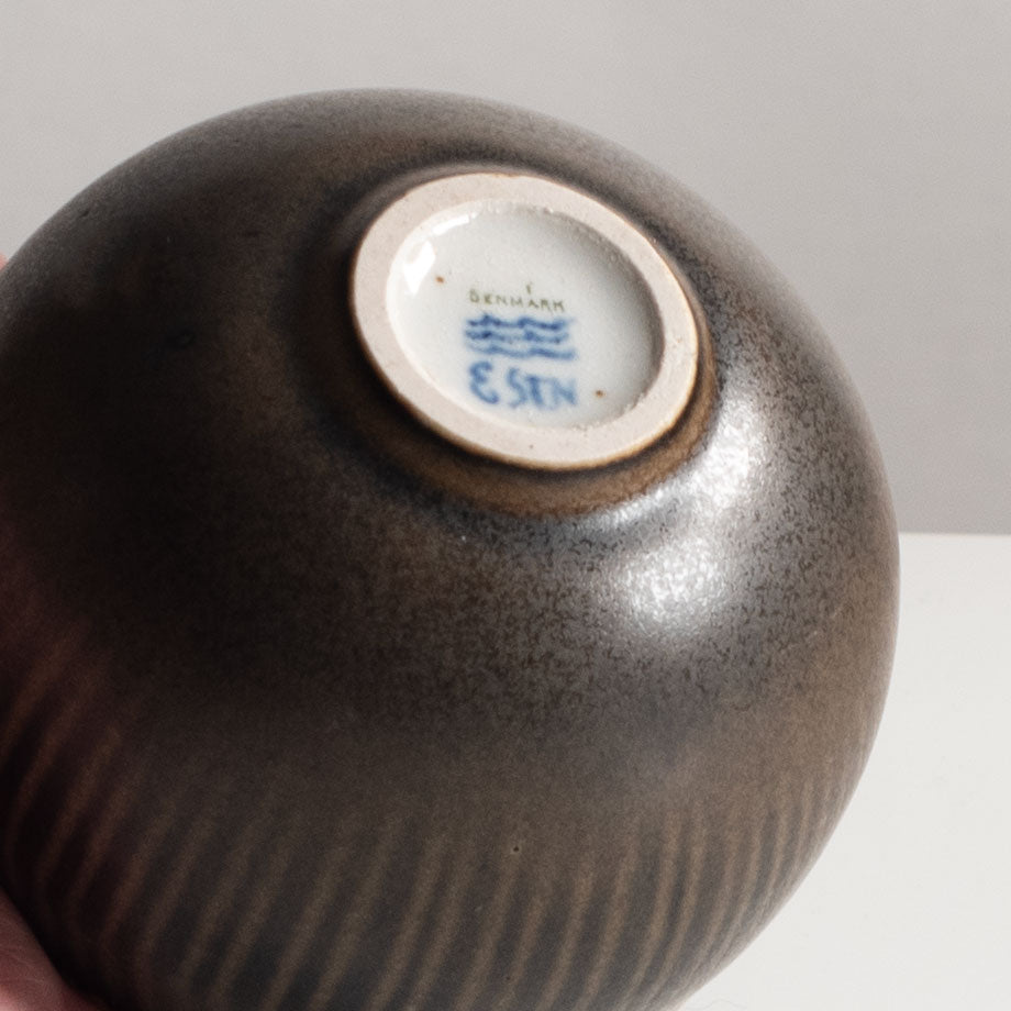 Eva Staehr Nielsen for Royal Copenhagen, Denmark, small bowl with line pattern L3625