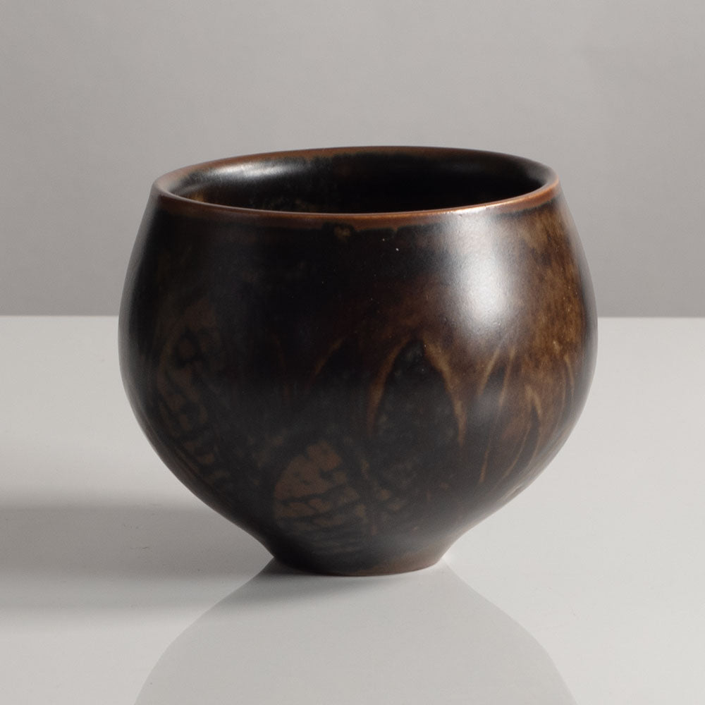 Gerd Bogelund for Royal Copenhagen, Denmark, small bowl with wheat sheaf decoration and brown glaze L3644