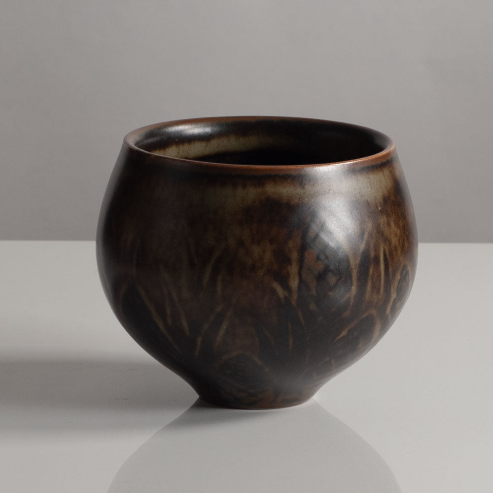 Gerd Bogelund for Royal Copenhagen, Denmark, small bowl with wheat sheaf decoration and brown glaze L3644
