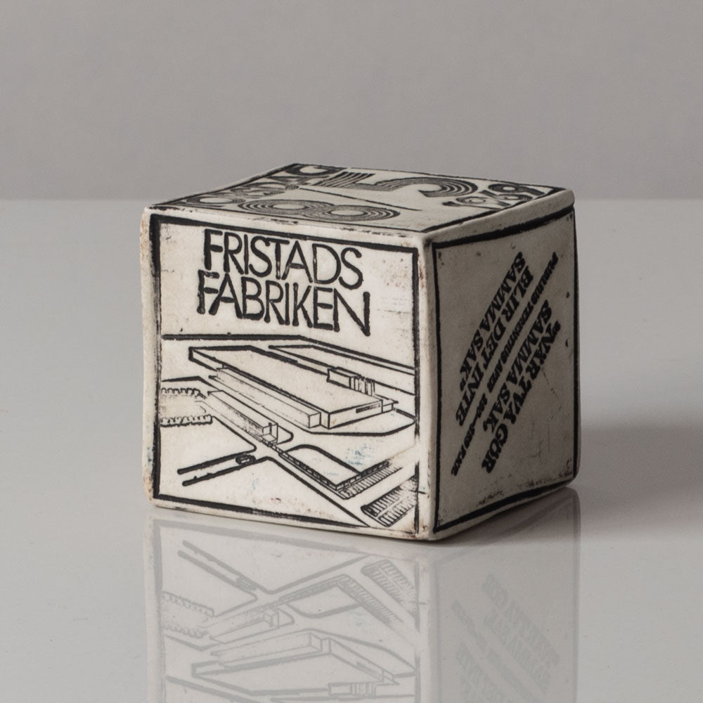 Bengt Berglund for Gustavsberg, Sweden, stoneware cube K2302