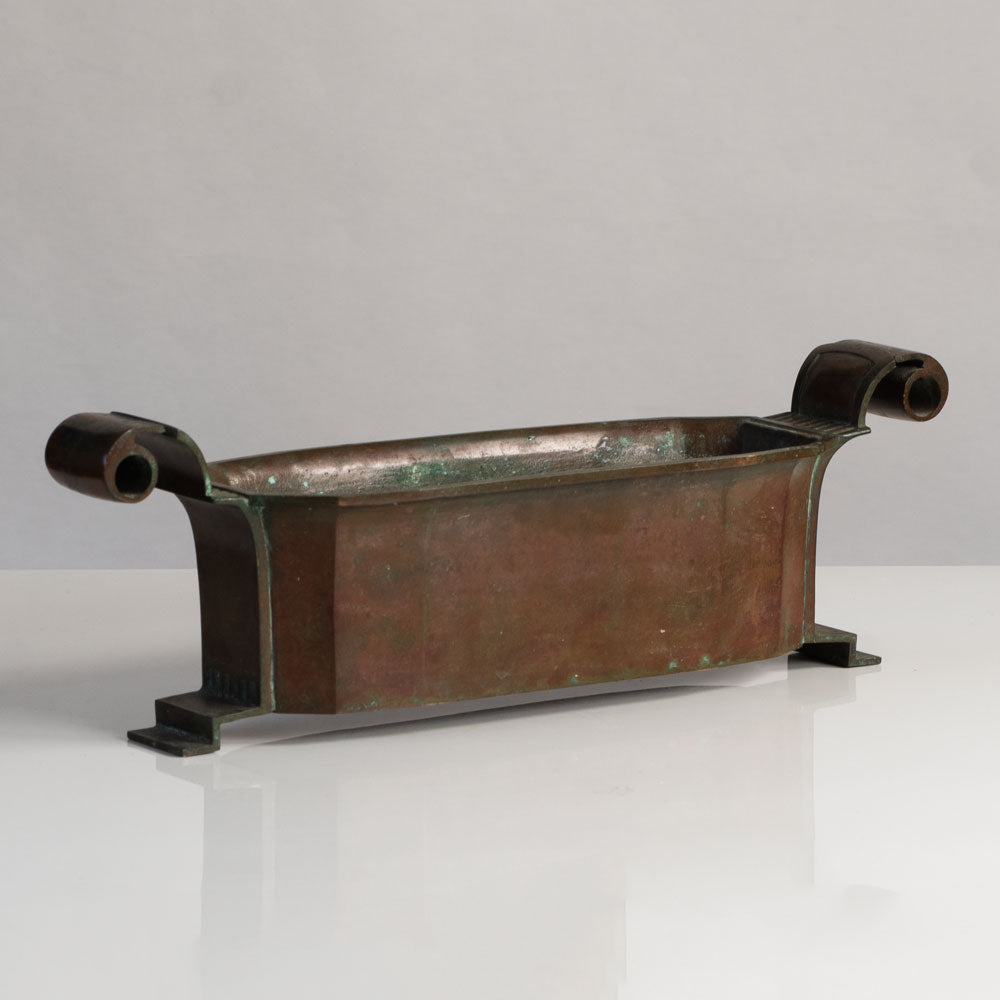 Sune Bäckström, Sweden, bronze rectangular bowl M4050