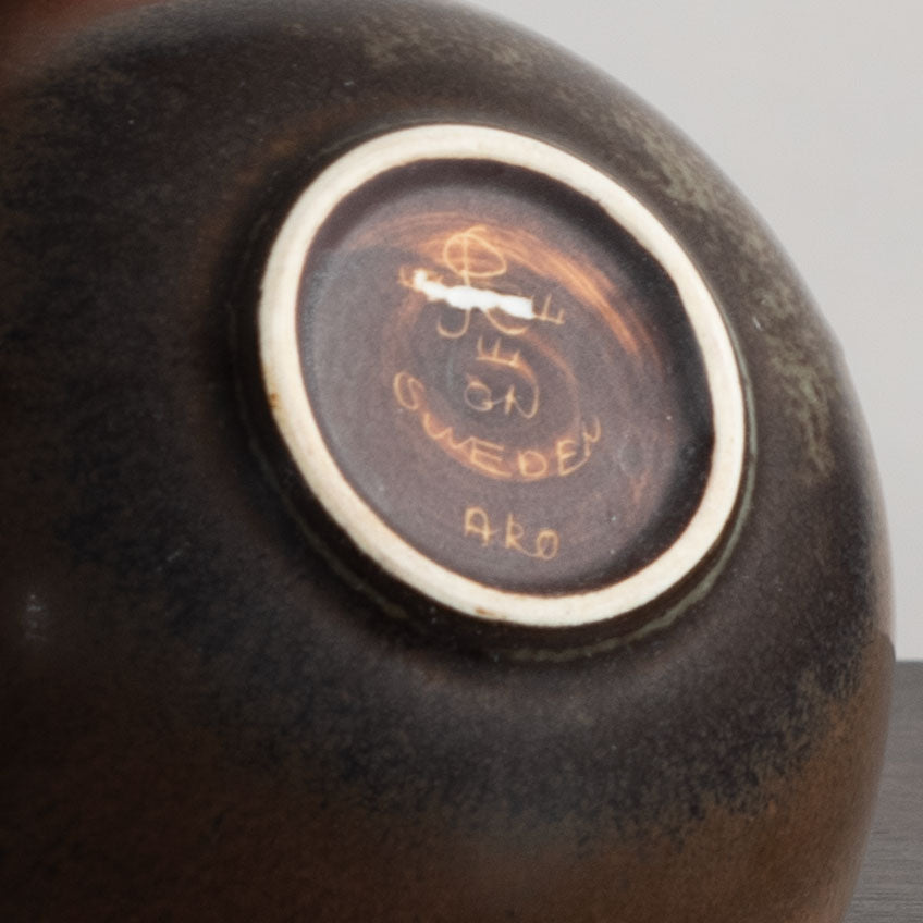 Gunnar Nylund for Rörstrand, ceramic elliptical bowl with brown glaze N3931