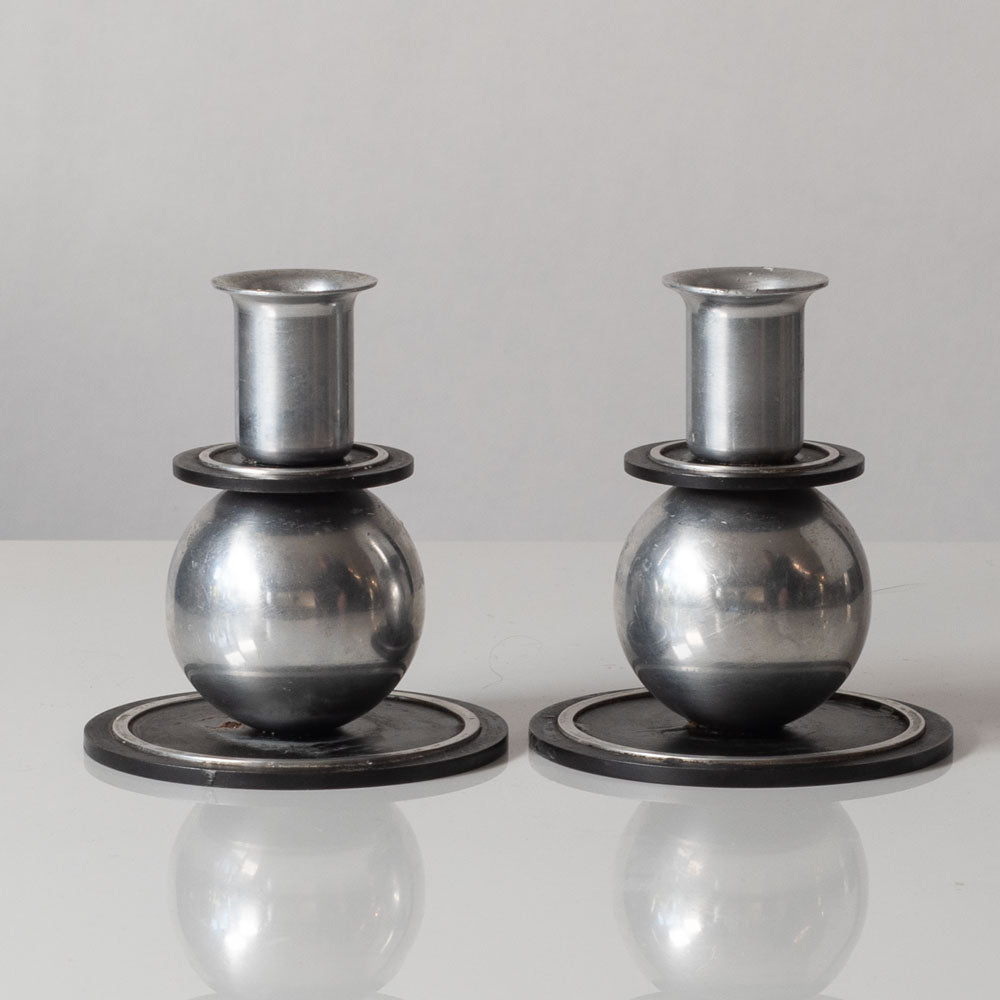 Pair of art deco candlesticks K2592