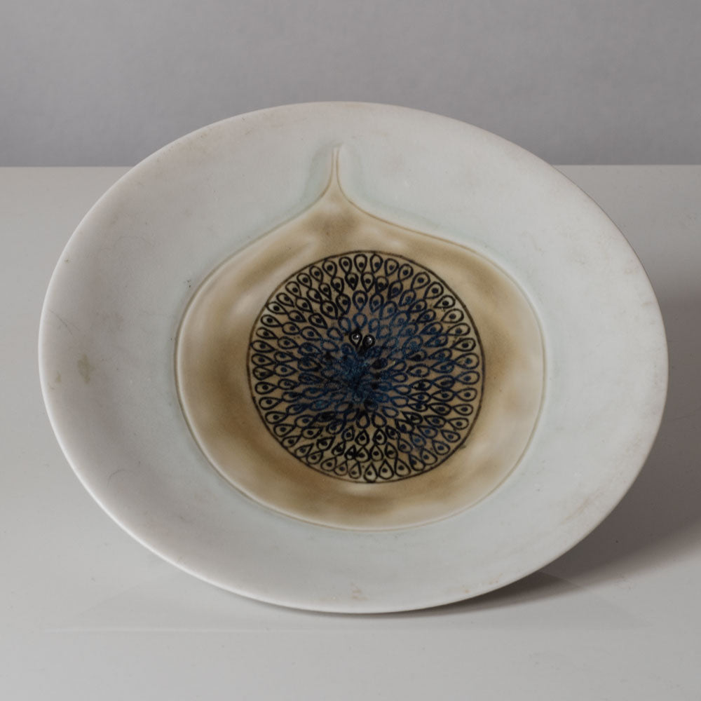 Hertha Bengtson for Rörstrand, Sweden, stoneware dish with illustration to interior K2659